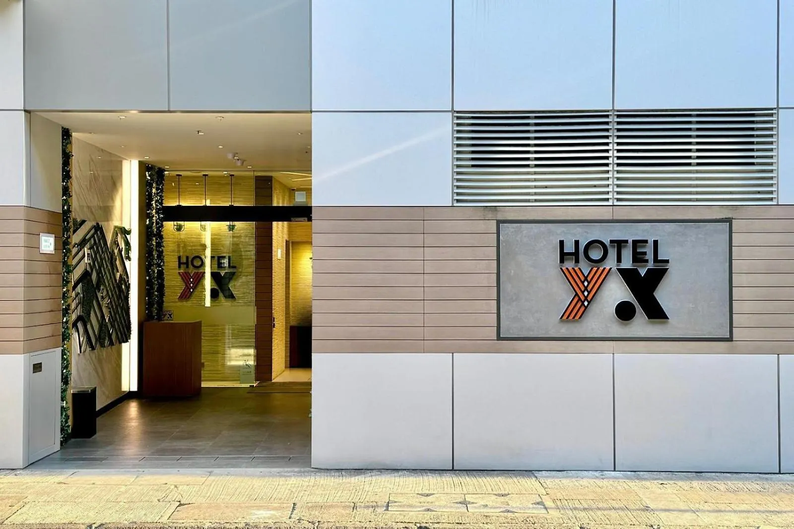 Hotel Yx Lai Chi Kok Hong Kong 4*,  China